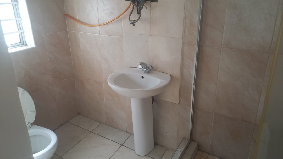 5 Bedroom Property for Sale in Morningside Eastern Cape